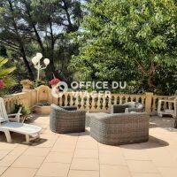 Maison - 7 pièces -  238,35 m²